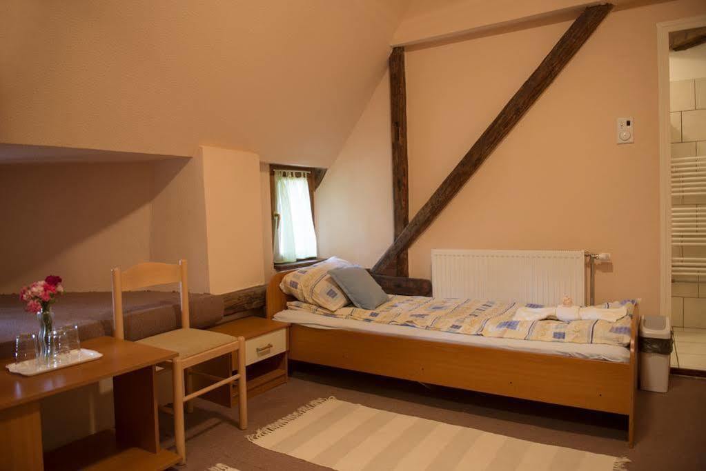 Villa Ricz Palić المظهر الخارجي الصورة